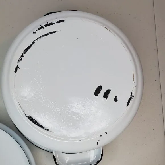 Berggren Vintage Swedish Folk Art Enamelware Pot with Lid - Picture 9 of 14